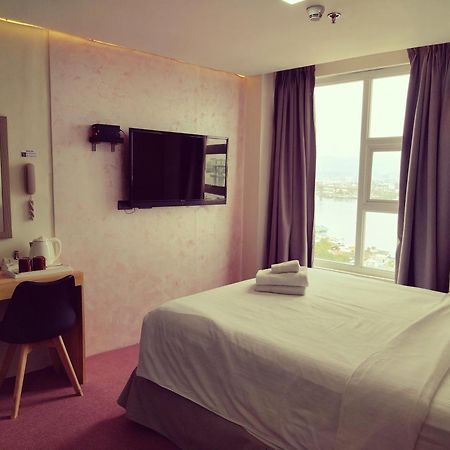 Sempre Premier Inn - Mactan Airport Hotel Lapu-Lapu City Buitenkant foto