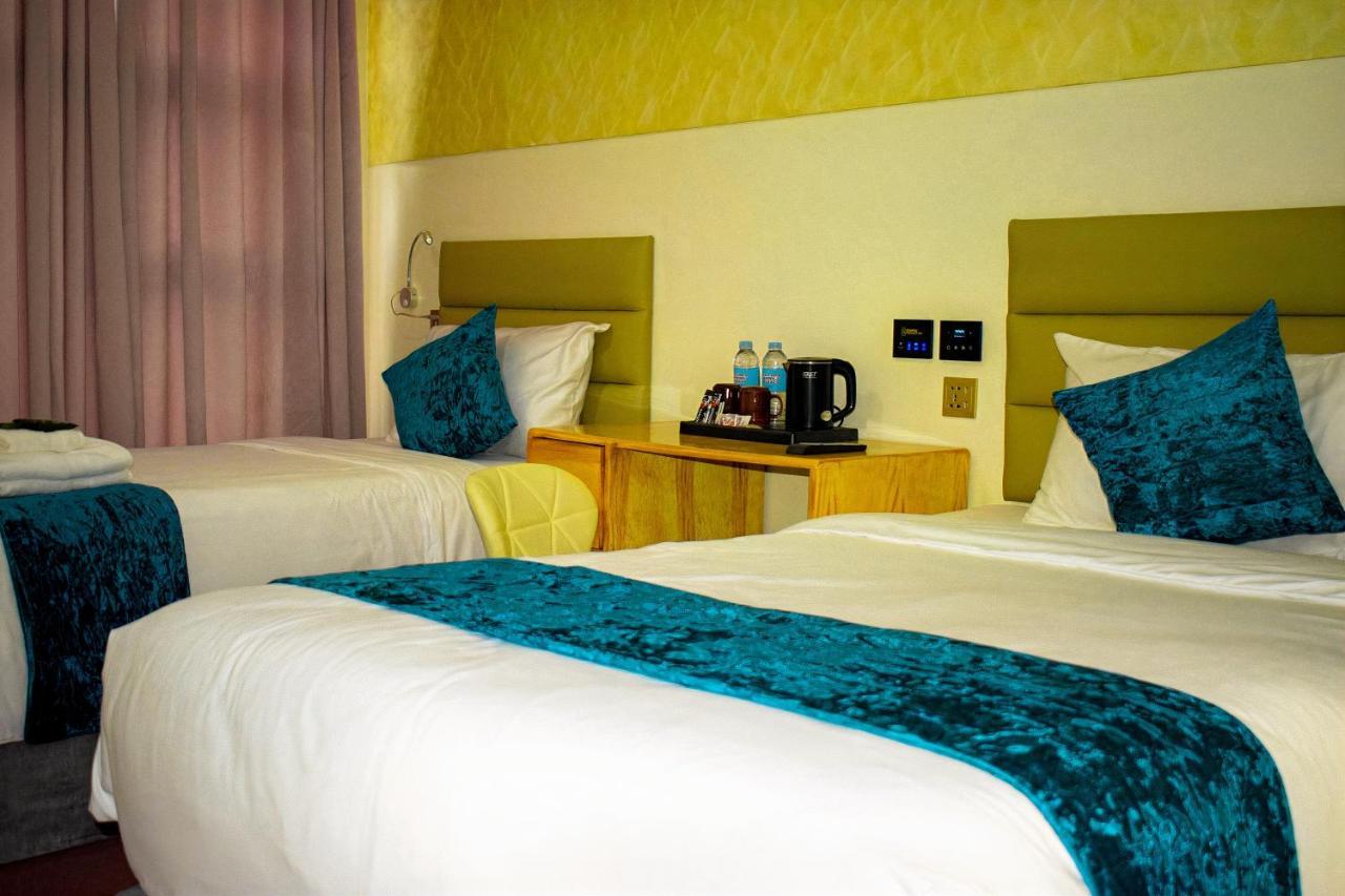 Sempre Premier Inn - Mactan Airport Hotel Lapu-Lapu City Buitenkant foto
