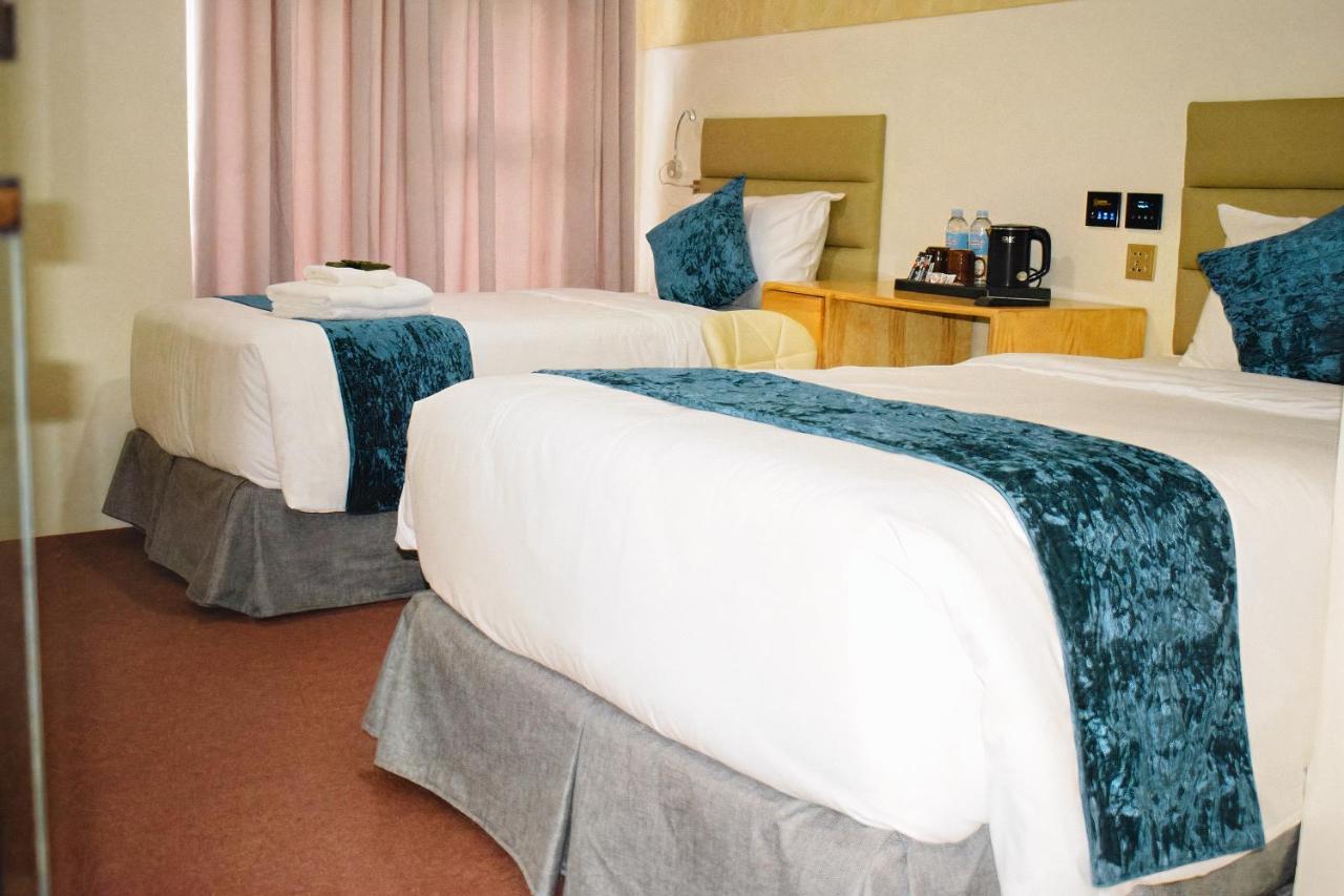 Sempre Premier Inn - Mactan Airport Hotel Lapu-Lapu City Buitenkant foto