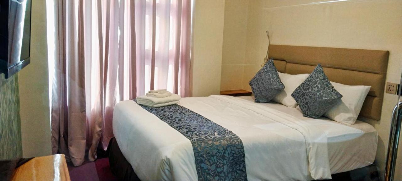 Sempre Premier Inn - Mactan Airport Hotel Lapu-Lapu City Buitenkant foto