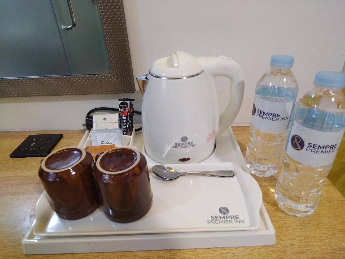 Sempre Premier Inn - Mactan Airport Hotel Lapu-Lapu City Buitenkant foto