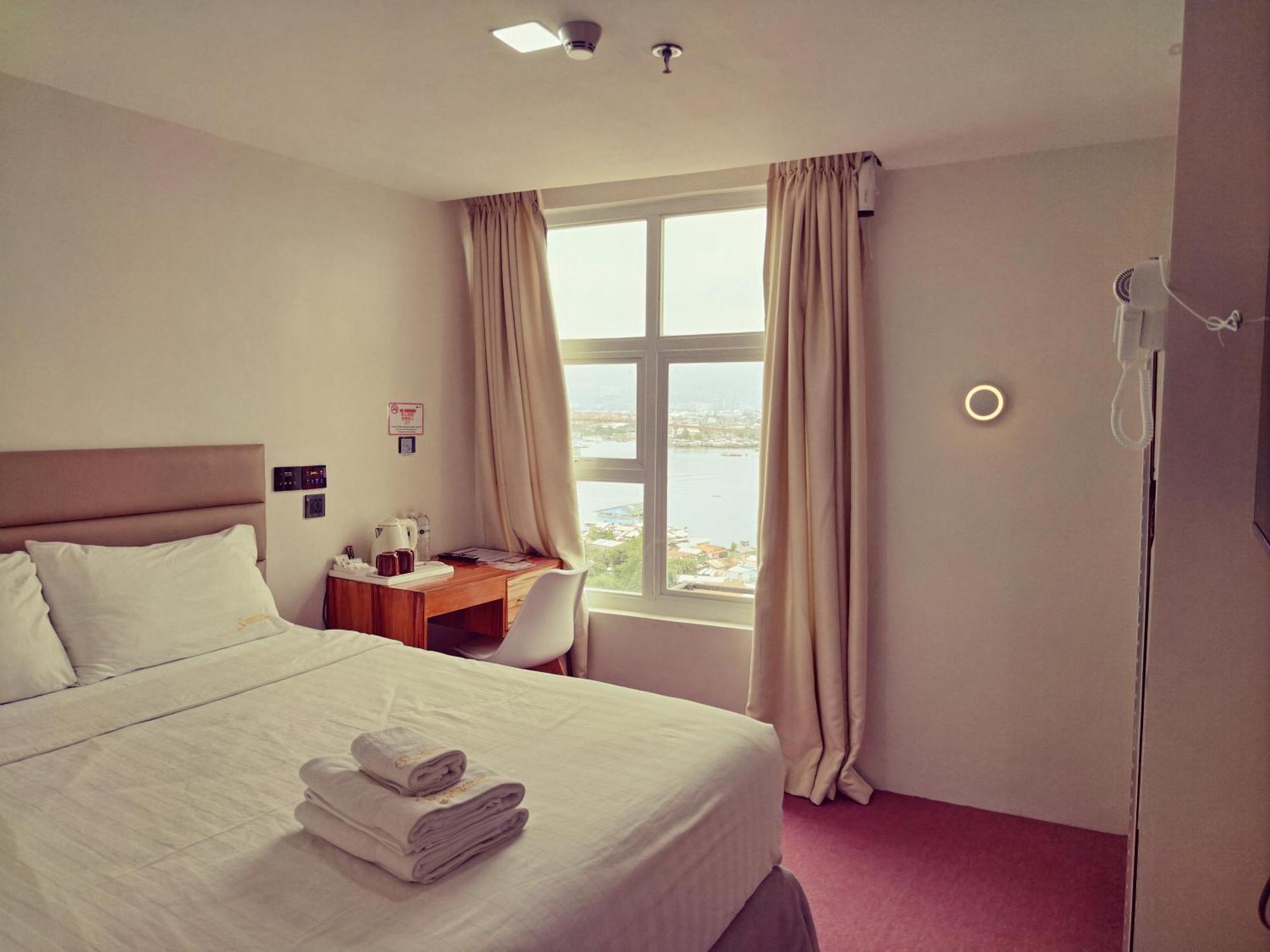 Sempre Premier Inn - Mactan Airport Hotel Lapu-Lapu City Buitenkant foto